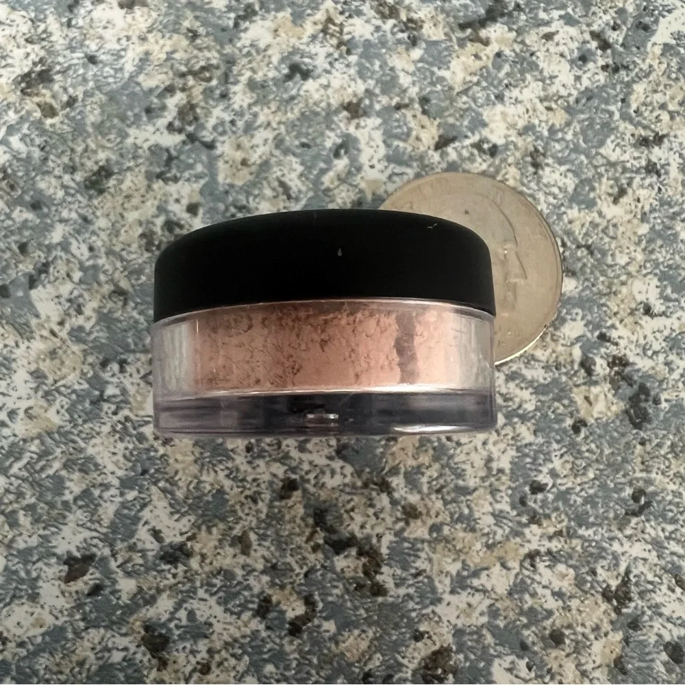 bareMinerals Cream Eye Shadow Cream Puff Mini Loose Powder Sealed .01 oz/.28 g